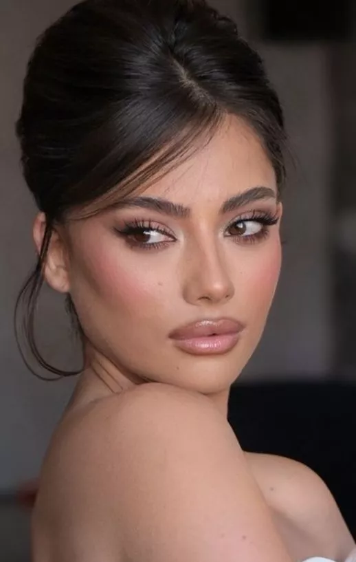 ميك اب ناعم (مع هيا)